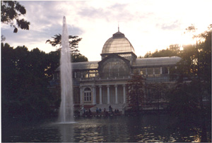 retro2.jpg (31942 bytes)