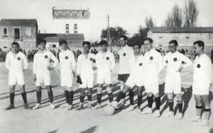 equipo_fundacionalj.jpg (24003 bytes)