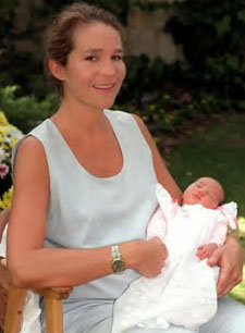 elenaconvictoria.jpg (23542 bytes)